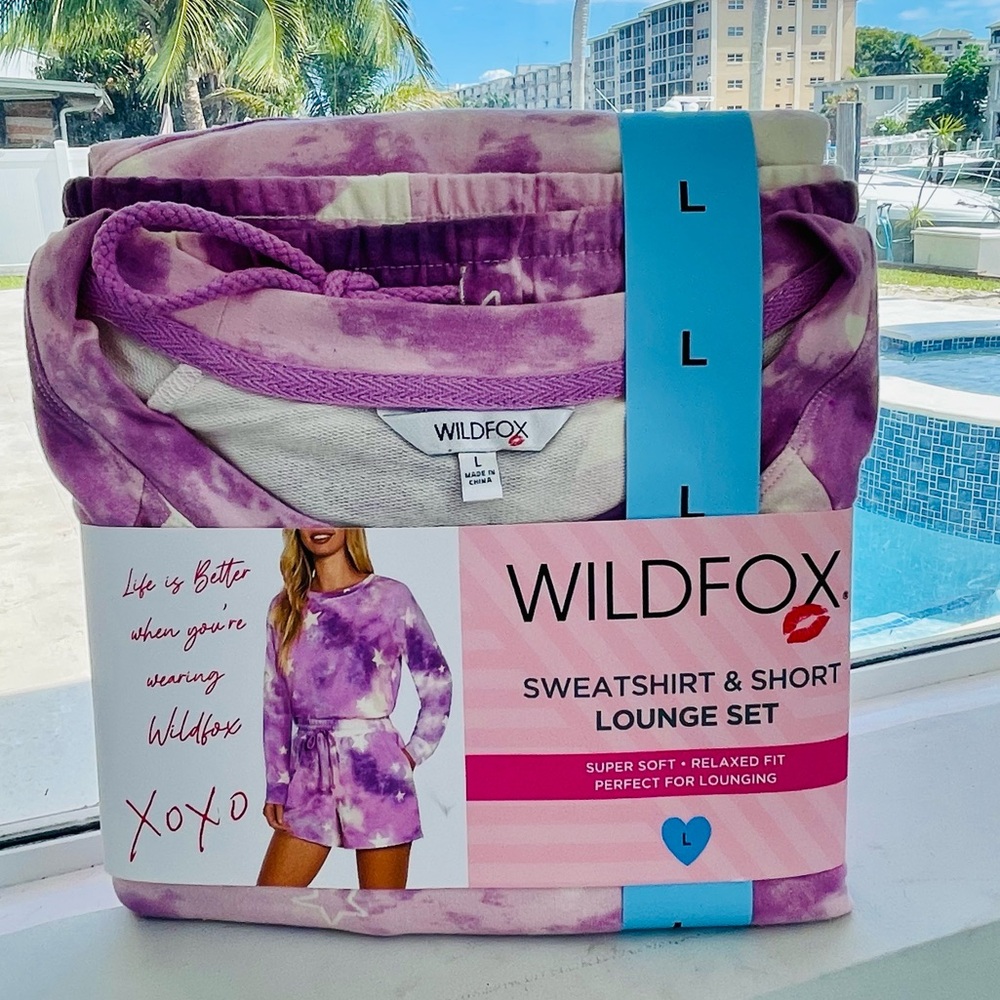 NWT Wildfox - sweatshirt and shorts lounge set